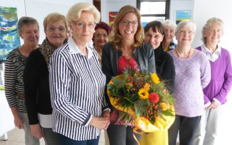 Landesministerin Sabine Bätzing-Lichtenthäler beim Frauenstammtisch am 11.10.19